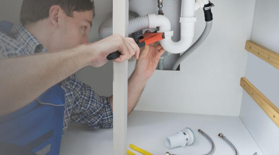 Professional sink repair in Hamilton, IN