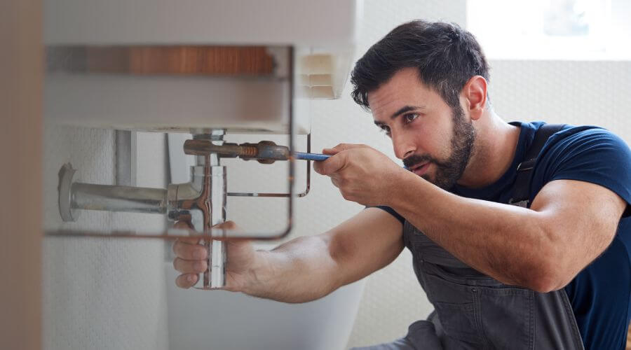 Sink pipe leak repair in Hamilton, IN